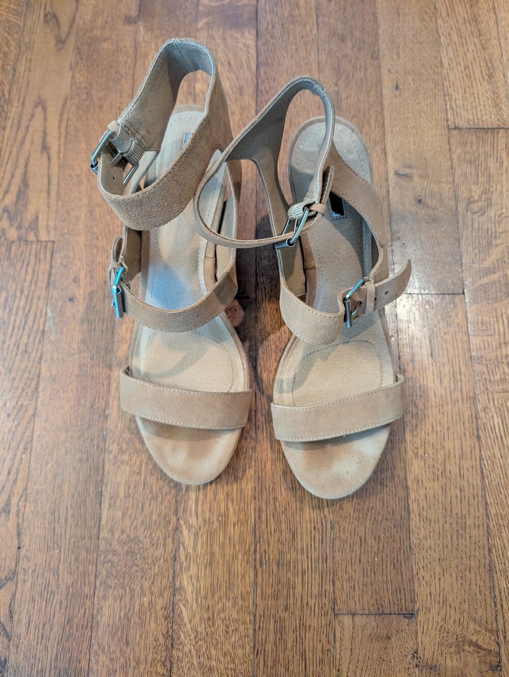 Tahari Women's Tan Suede Strappy Sandals